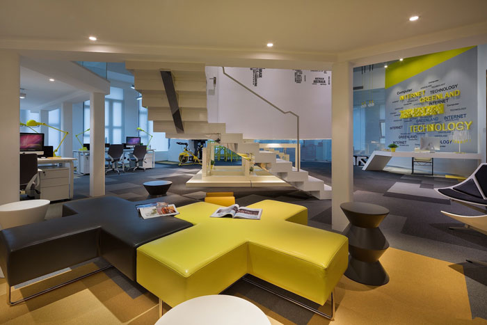 605平方中型辦公室接待區(qū)域裝修設(shè)計案例效果圖