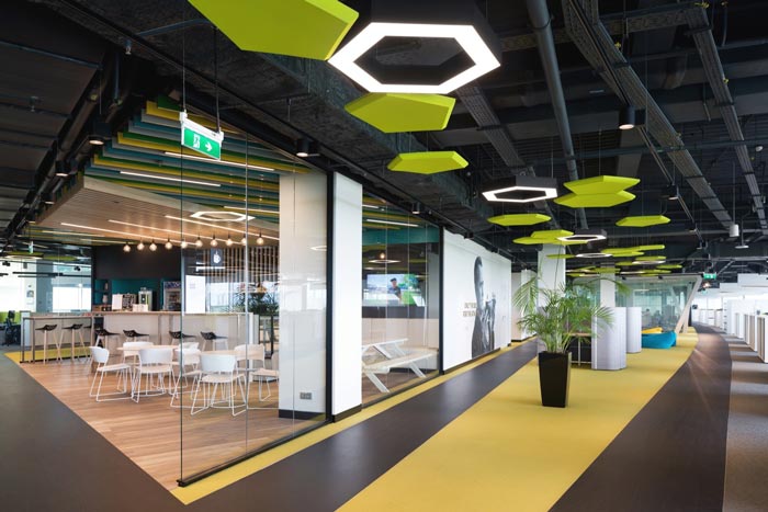 運(yùn)動(dòng)用品制造商廠家辦公室茶水間裝修設(shè)計(jì)案例效果圖