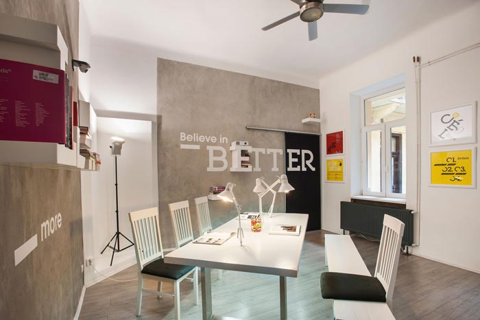 品牌設(shè)計工作室辦公空間裝修設(shè)計案例效果圖