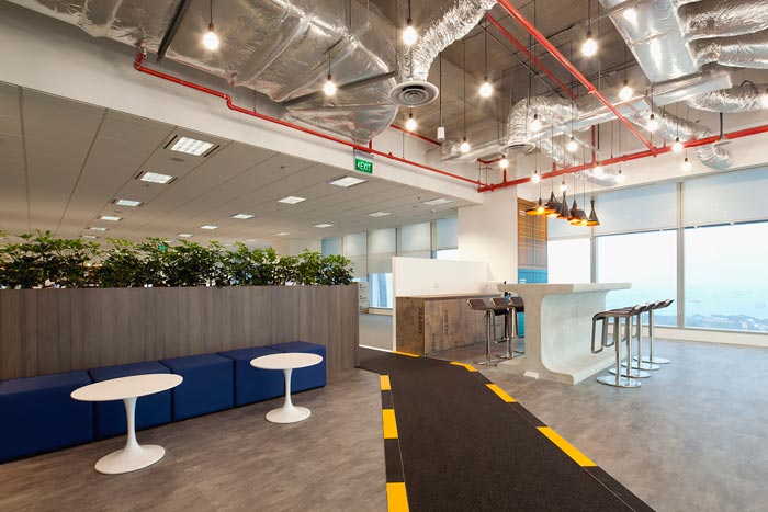 在線旅游公司辦公室吧臺裝修設(shè)計(jì)案例效果圖