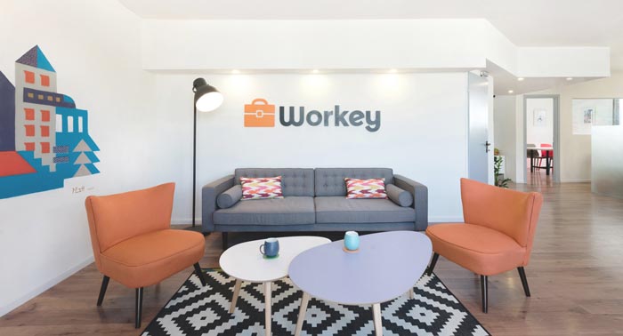 初創(chuàng)公司辦公室前臺裝修設(shè)計(jì)案例效果圖