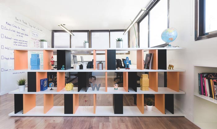 初創(chuàng)公司辦公室展示區(qū)域裝修設(shè)計(jì)案例效果圖