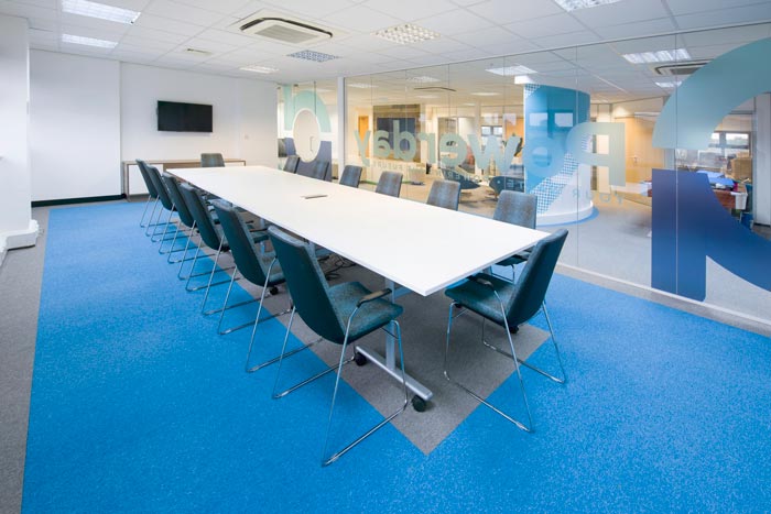 新能源科技公司辦公室會議室裝修設計案例效果圖