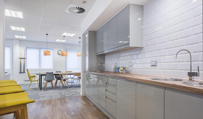 招聘服務(wù)公司辦公室動線裝修設(shè)計案例效果圖