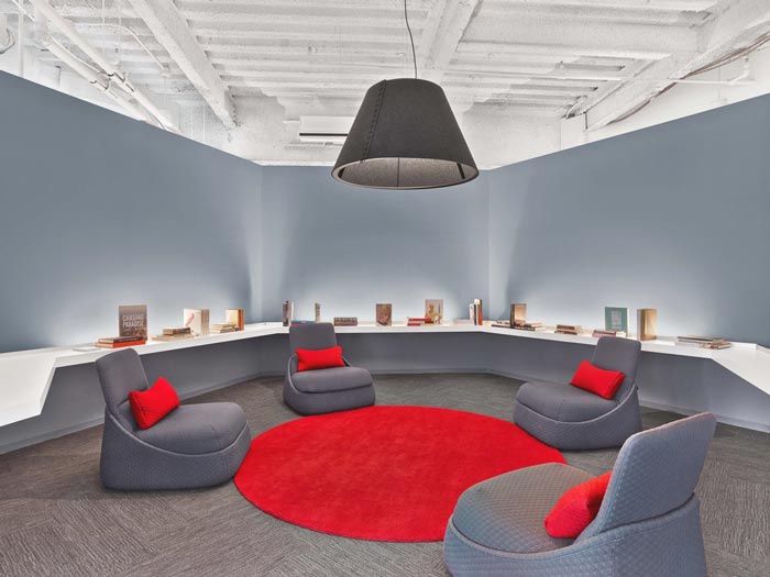 通信服務(wù)公司辦公室交流區(qū)域裝修設(shè)計案例效果圖