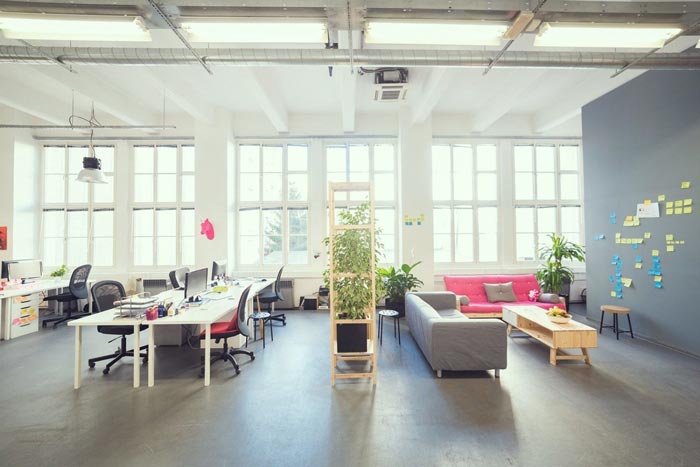 550平方辦公室辦公區(qū)域裝修設(shè)計實景圖