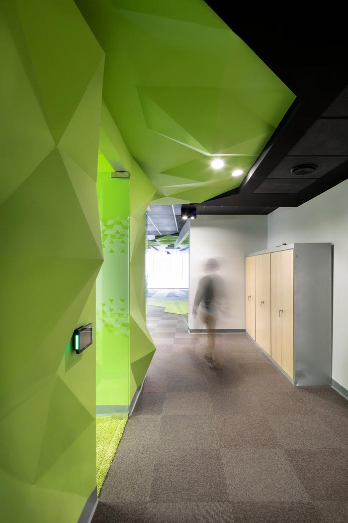 500平方辦公室過道裝修設(shè)計案例效果圖