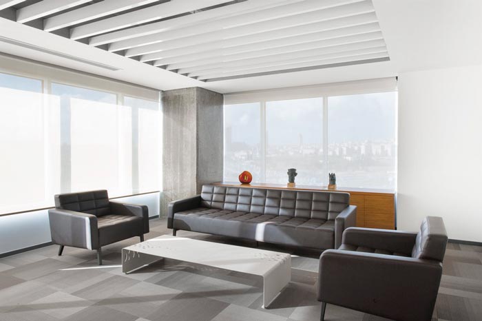 600平方開放式辦公室接待區(qū)域裝修設(shè)計(jì)實(shí)景圖