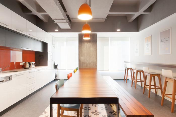 600平方開放式辦公室茶水間裝修設(shè)計(jì)實(shí)景圖