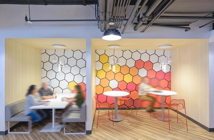 生物技術(shù)服務公司辦公室交流區(qū)域裝修設計案例效果圖