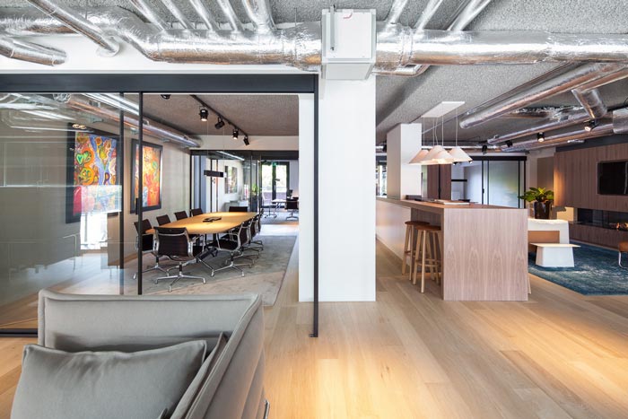 房地產(chǎn)開發(fā)商辦公室吧臺(tái)裝修設(shè)計(jì)案例效果圖