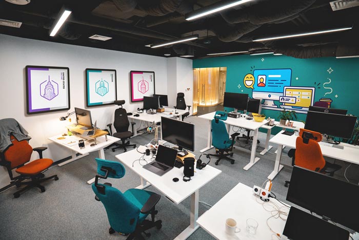 小型創(chuàng)意辦公室辦公區(qū)域裝修設計案例效果圖