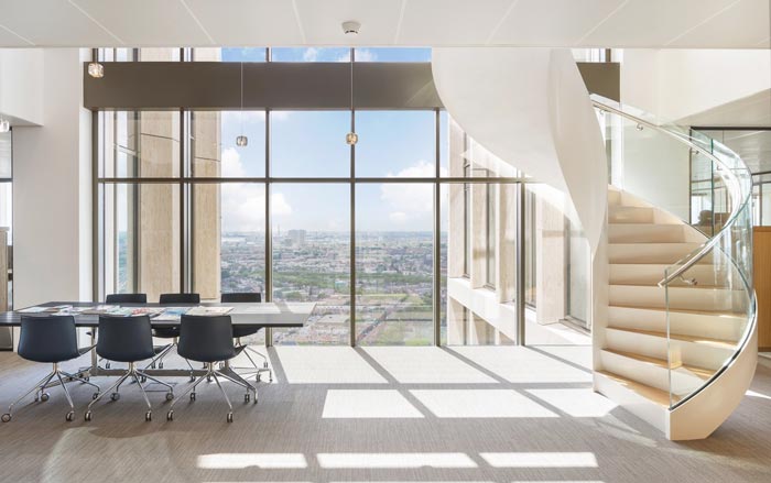 醫(yī)藥公司辦公室樓梯裝修設(shè)計案例效果圖