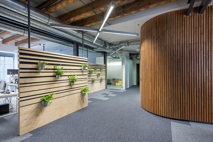 節(jié)能技術公司辦公室動線裝修設計案例效果圖