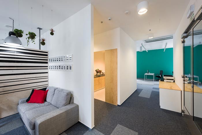 節(jié)能技術公司辦公室員工休息區(qū)裝修設計案例效果圖