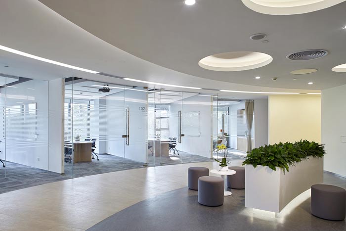 集團公司辦公樓動線裝修設(shè)計效果圖