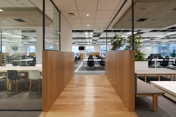 國(guó)際貿(mào)易公司辦公室過(guò)道裝修設(shè)計(jì)效果圖