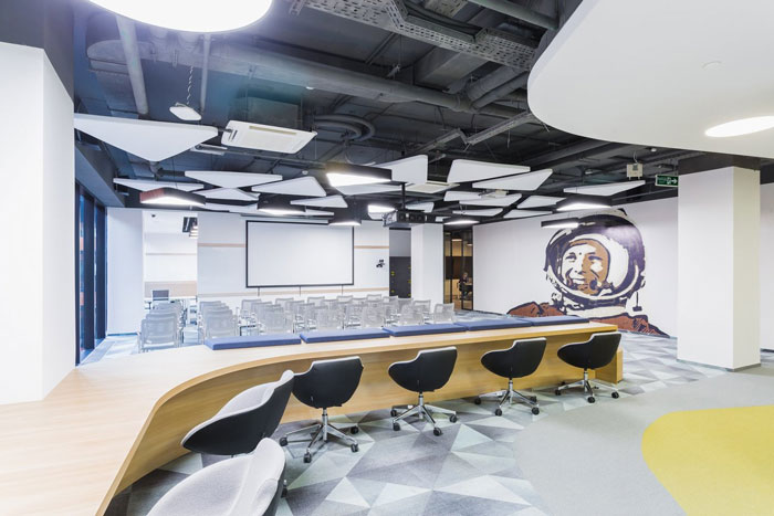 網絡安全公司辦公室培訓區(qū)裝修設計效果圖