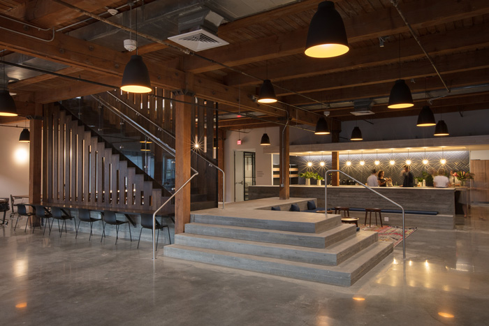 聯(lián)合辦公空間樓梯裝修設計效果圖