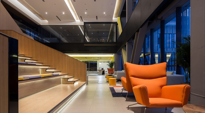 創(chuàng)客辦公休息區(qū)裝修設(shè)計(jì)效果圖