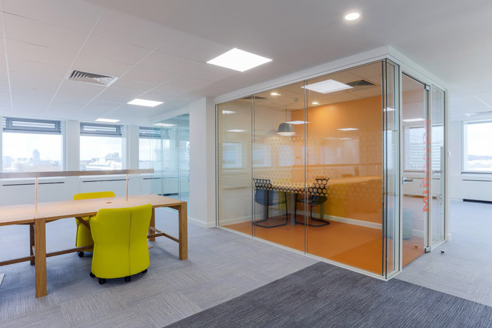 理財(cái)公司接待區(qū)裝修設(shè)計(jì)效果圖