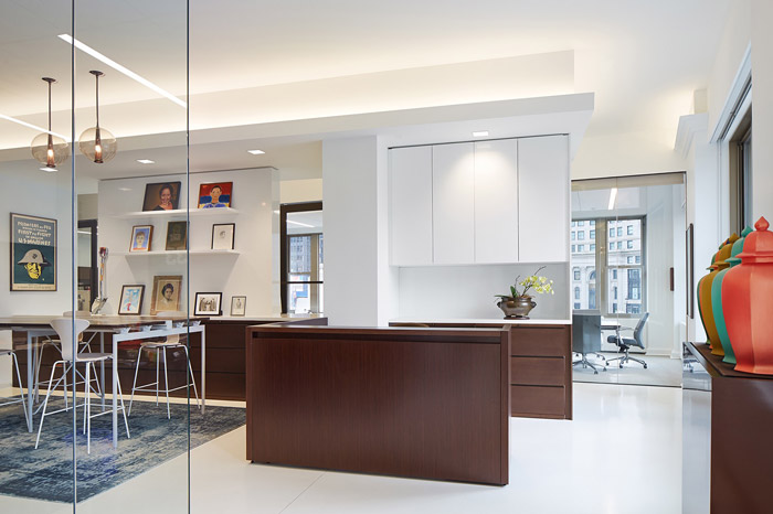 財(cái)務(wù)管理公司茶水間裝修設(shè)計(jì)效果圖