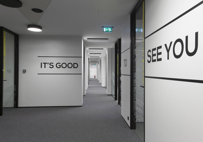 電子科技辦公室過道裝修設(shè)計效果圖