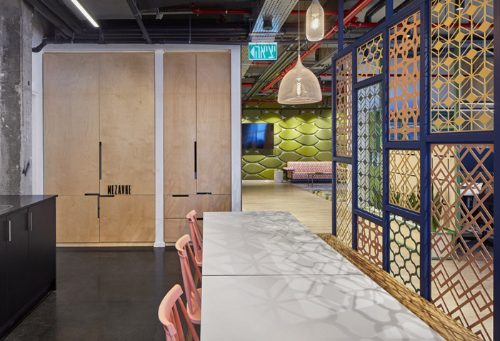 營養(yǎng)科技公司辦公室茶水區(qū)設(shè)計(jì)效果圖