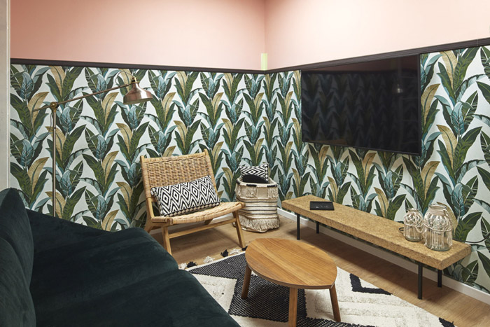 營養(yǎng)科技公司辦公室休息區(qū)設(shè)計(jì)效果圖