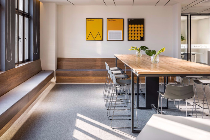 科技辦公室會議室裝修設(shè)計(jì)效果圖