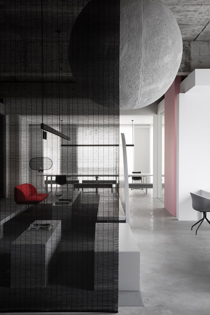 創(chuàng)意辦公室隔簾裝修設(shè)計(jì)效果圖