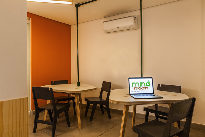 少兒編程培訓(xùn)機構(gòu)聯(lián)合辦公裝修設(shè)計效果圖