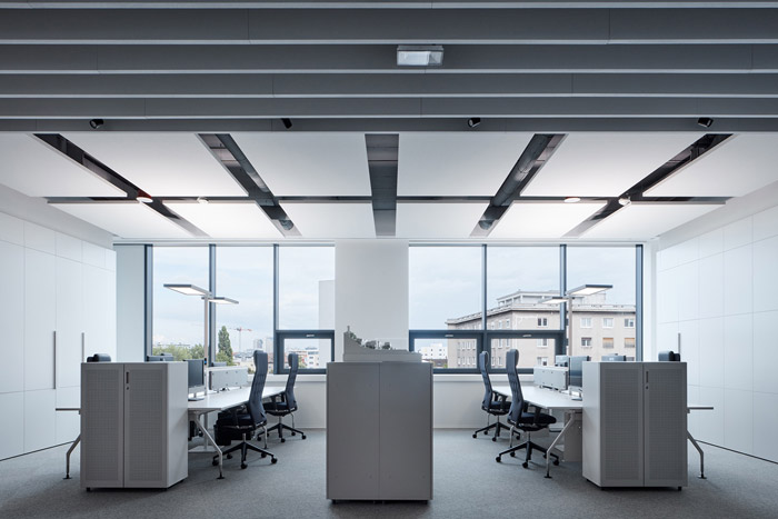房產(chǎn)公司辦公區(qū)裝修設(shè)計(jì)效果圖