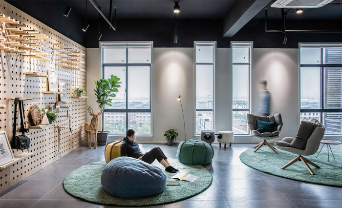 電子商務(wù)辦公室休息區(qū)裝修設(shè)計(jì)效果圖