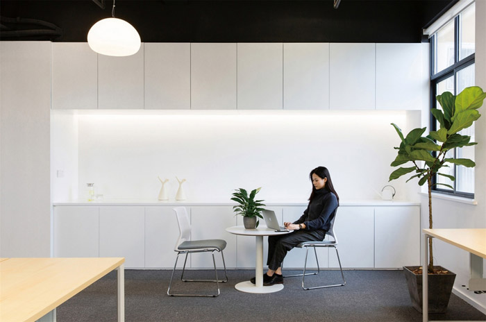 電子商務(wù)辦公室茶水間裝修設(shè)計(jì)效果圖