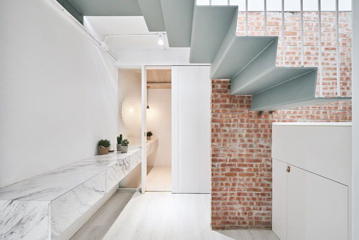 公寓loft辦公室樓梯底部裝修設(shè)計(jì)效果圖