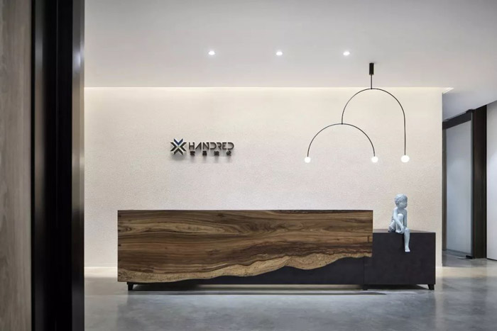 1300平方辦公室前臺(tái)裝修設(shè)計(jì)效果圖