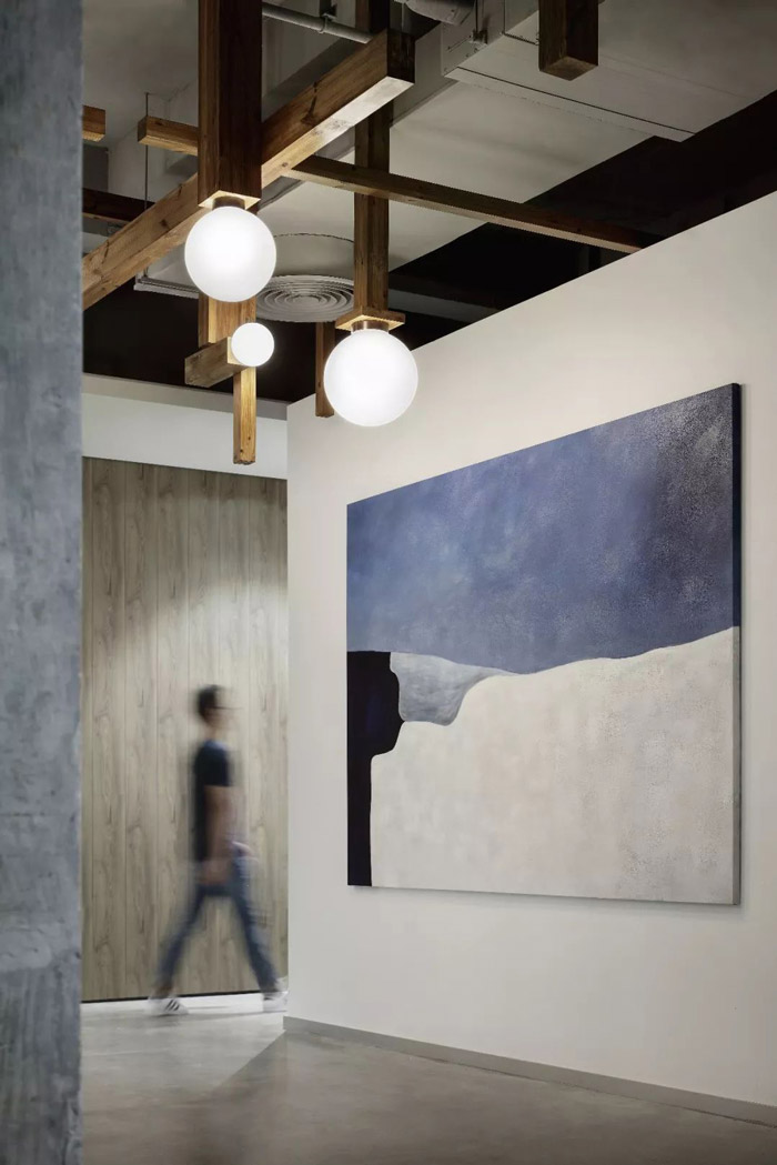 1300平方辦公室走廊裝修設(shè)計(jì)效果圖