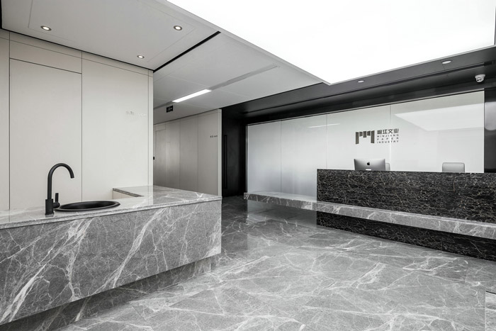 600m2現(xiàn)代辦公室過(guò)道裝修設(shè)計(jì)效果圖