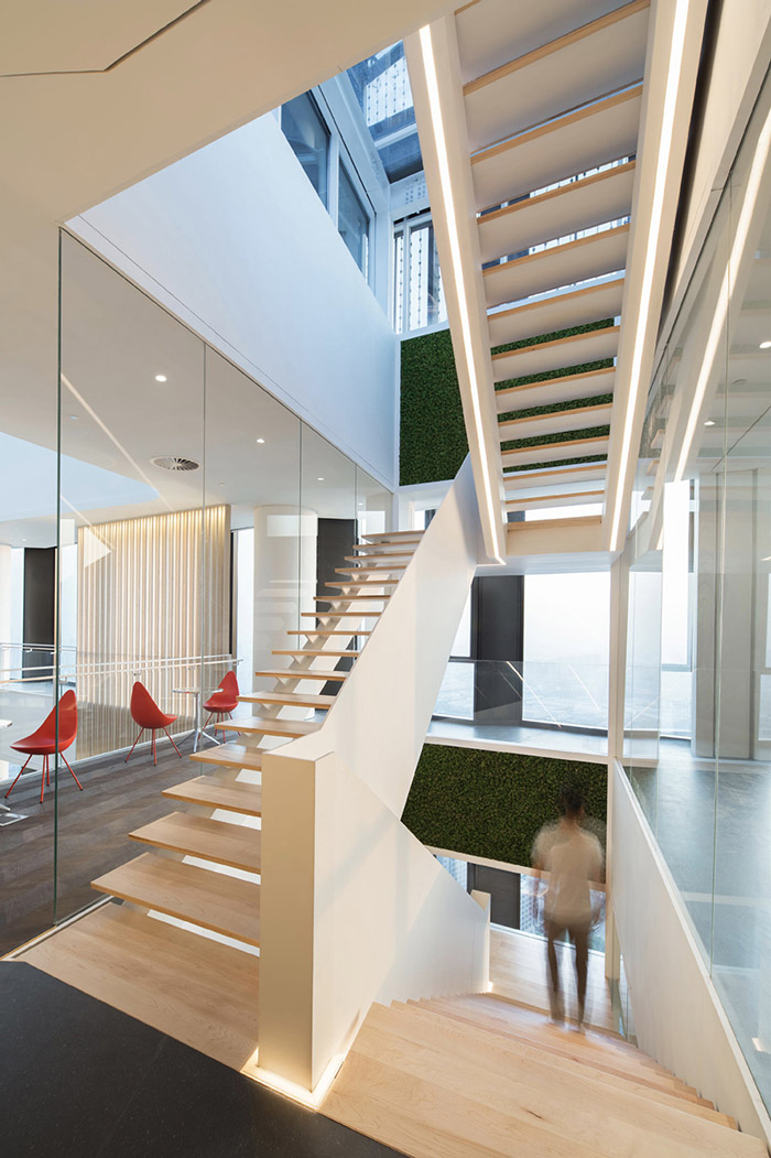 集團辦公樓樓梯設計效果圖