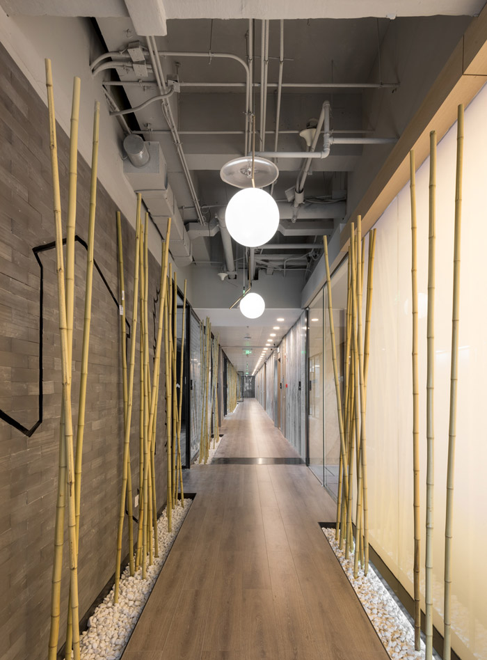 清爽辦公室走廊裝修設(shè)計(jì)效果圖