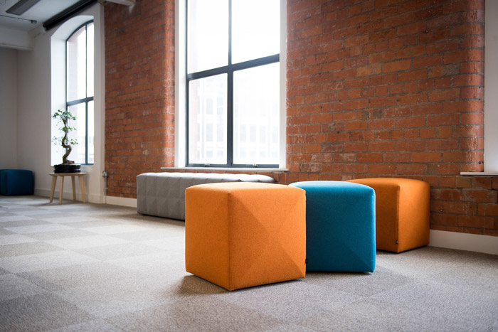 家具公司辦公室休息區(qū)裝修設(shè)計(jì)效果圖