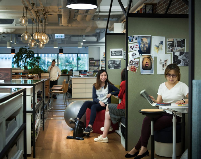 分公司辦公室辦公區(qū)設(shè)計效果圖