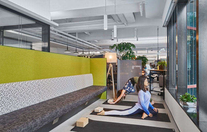 分公司辦公室休閑區(qū)設(shè)計效果圖