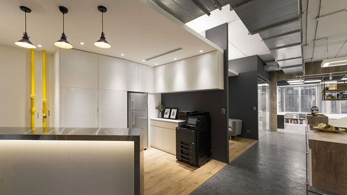 鞋業(yè)公司辦公室茶水區(qū)裝修效果圖