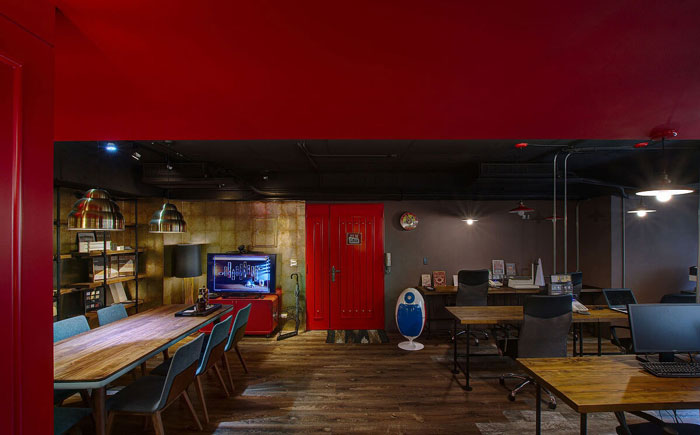 復(fù)古辦公室進(jìn)門區(qū)裝飾設(shè)計(jì)效果圖