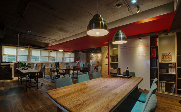 復(fù)古辦公室辦公區(qū)裝飾設(shè)計(jì)效果圖