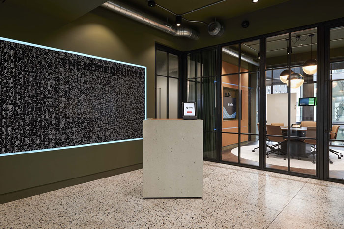 軟件公司辦公室前臺(tái)設(shè)計(jì)效果圖