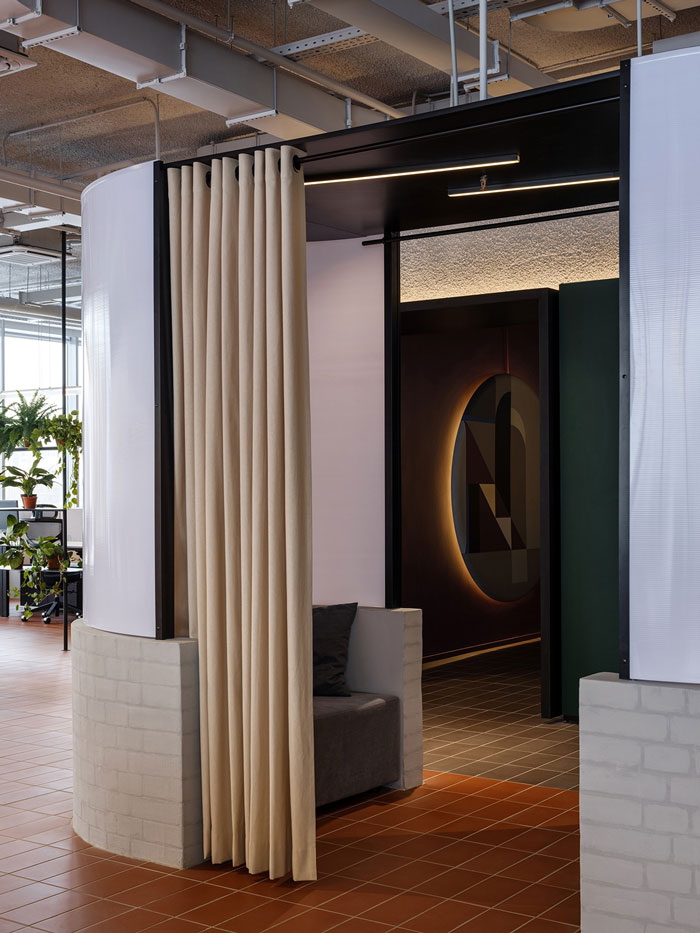 極簡主義辦公室接待區(qū)裝修設(shè)計效果圖