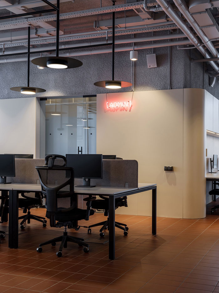 極簡主義辦公室辦公區(qū)裝修設(shè)計效果圖